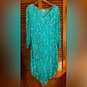 Stunning vintage Tan Chho sequin and beaded cocktail dress size Small never worn